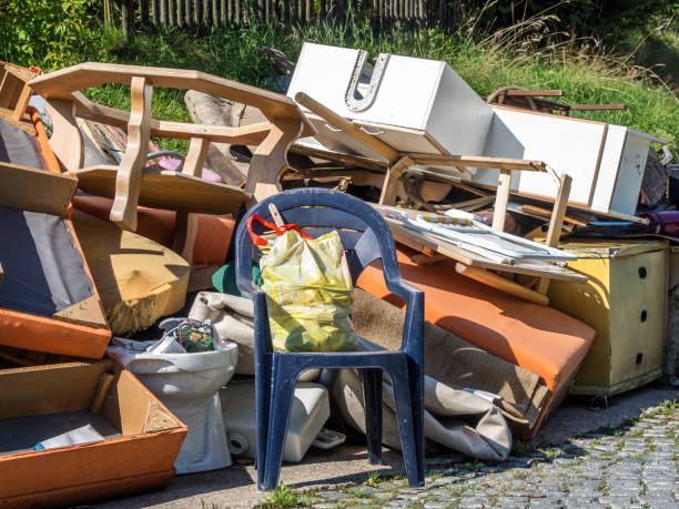 Best Junk Hauling Services  in Akron, OH