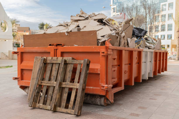 Best Yard Waste Removal  in Akron, OH